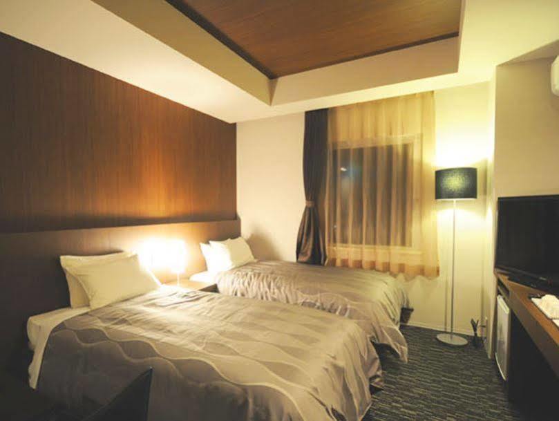 Hotel Lexton Tanegashima Nishinoomote Dış mekan fotoğraf